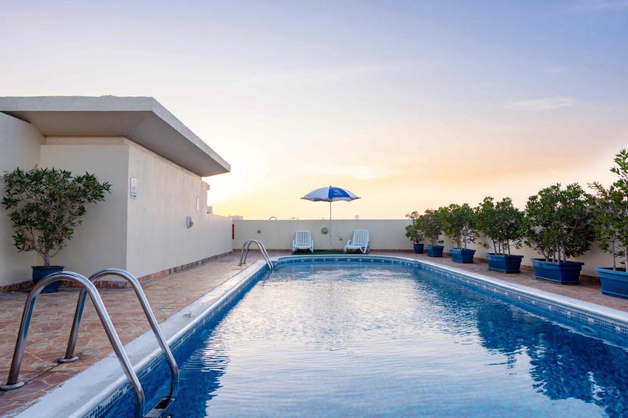 דובאי Icon Hotel Apartments מראה חיצוני תמונה