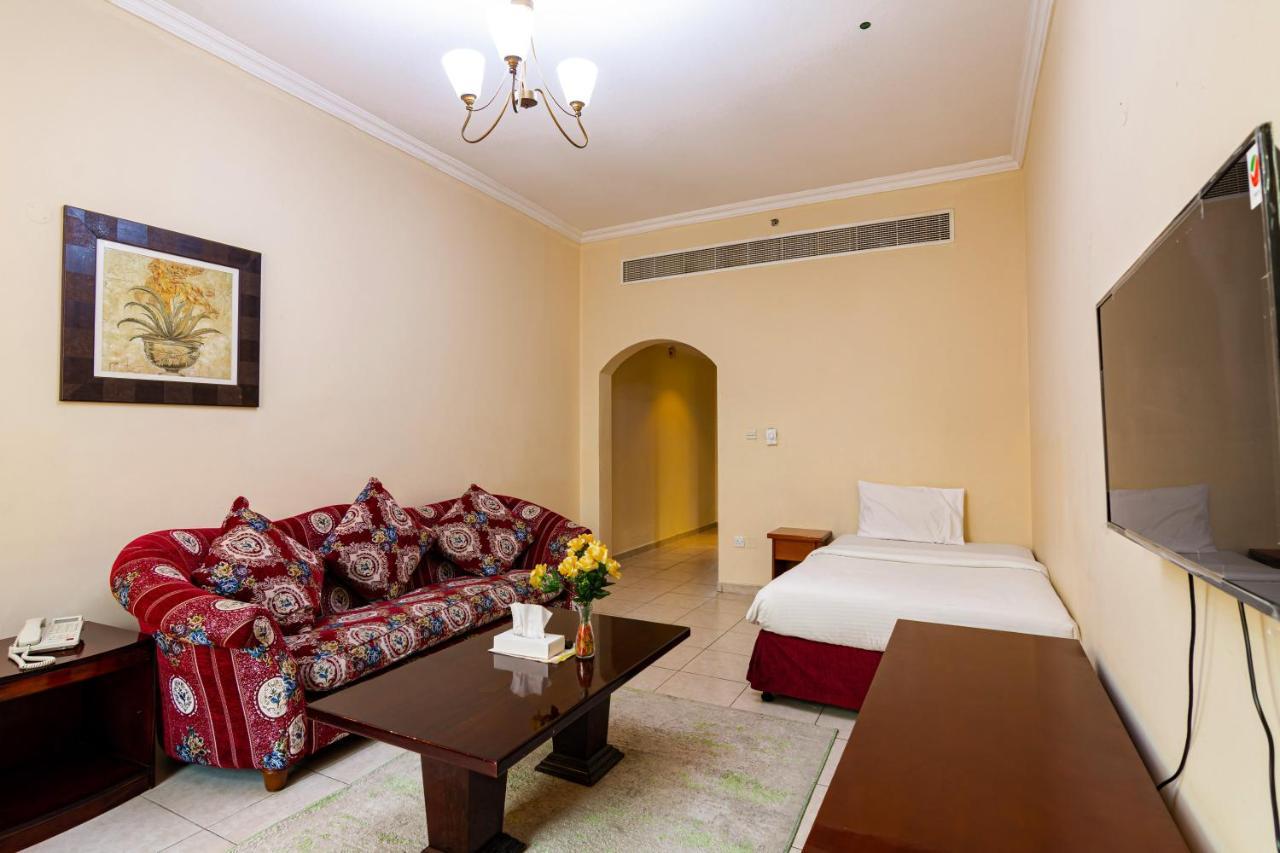 דובאי Icon Hotel Apartments מראה חיצוני תמונה