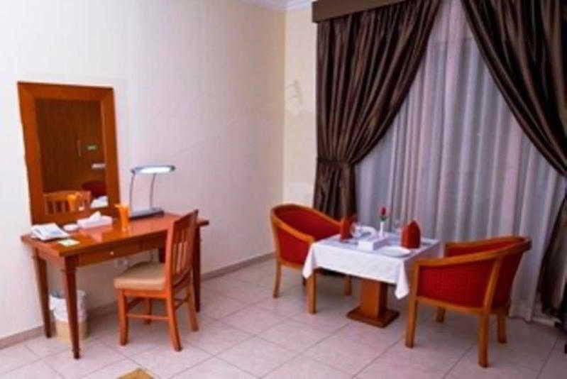 דובאי Icon Hotel Apartments מראה חיצוני תמונה